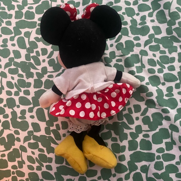Minnie Mouse Beanie - Picture 3 of 3